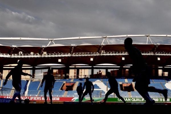 گزارش تسنیم نگاهی به تقویم فوتبال ایران از شروع لیگ برتر تا جام جهانی ۲۰۲۲ کار دشوار سازمان لیگ برای برنامهریزی لیگ بیستودوم