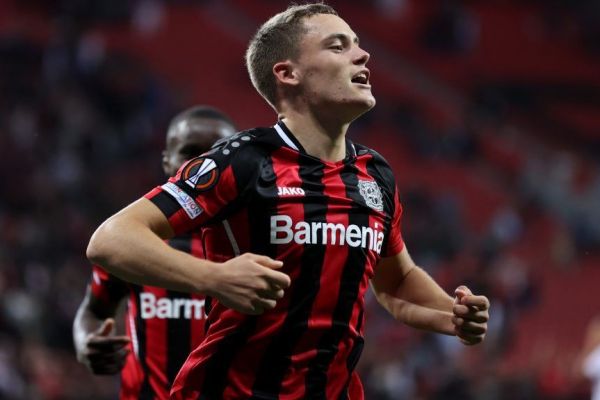 پدیده 18 ساله آلمانها و همتیمی آزمون در لورکوزن زمان ترک این تیم را مشخص کرد