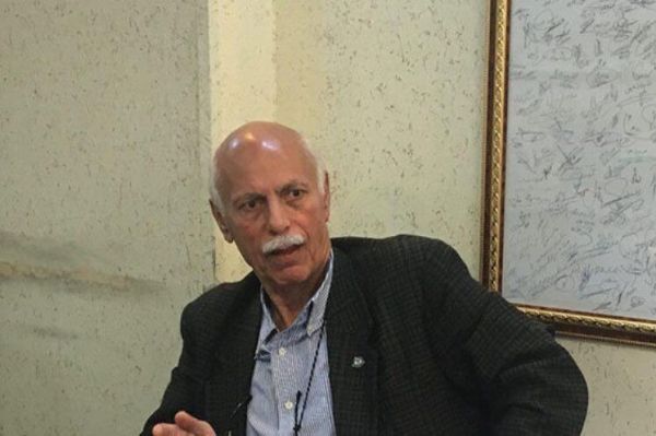  فرزامی  استقلال طفل خانه‌زاد است پرسپولیس فرزند دولت   پول وزارت ورزش فقط برای نورچشمی‌‎اش خرج می‌شود  چطور برای استراماچونی ۱۰میلیارد نداشتید