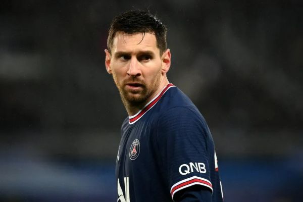 واکنش پوچتینو به هو شدن مسی توسط هواداران پیاسجی