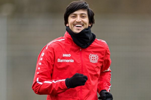  سرمایه گذاری سردار آزمون در والیبال بانوان با تیم سریک گنبد