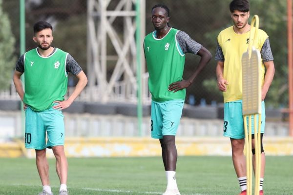  مهاجم خارجی پیکان برای پرسپولیس استارت زد عکس