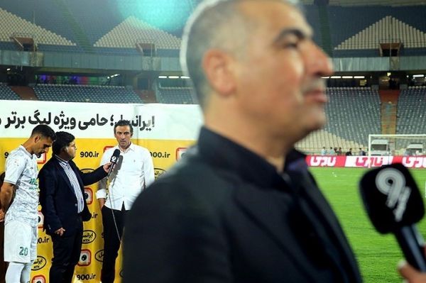 باشگاه آلومینیوم اراک رفتارهای الهامی در شأن یک معلم نبود