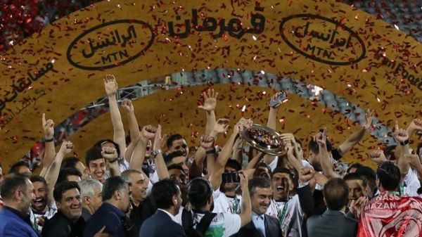 5 پرده از فینال جام حذفی؛ از بزن بزن قبل از مسابقه تا جشن منظم قهرمانی و آدمهای اضافه