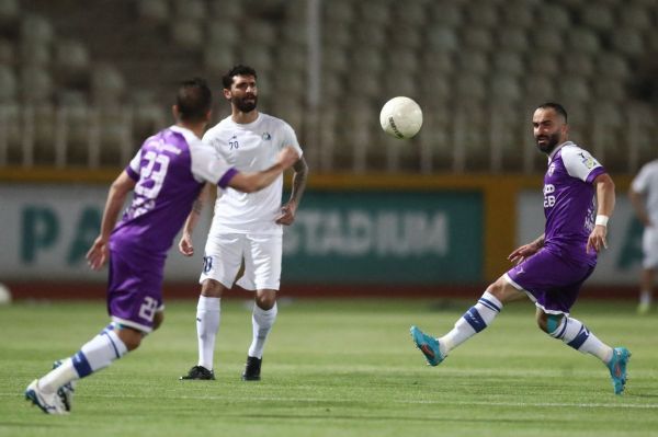  تساوی استقلال در بازی دوستانه برابر هوادار  عکس