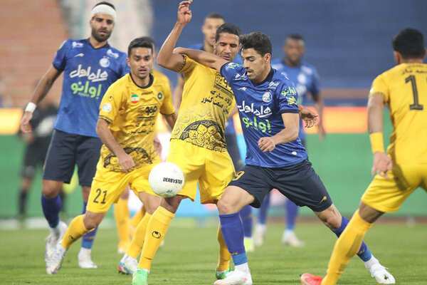 اصغرخانی سپاهان تیم خطرناکی است استقلال توان انجام کارهای بزرگ را دارد