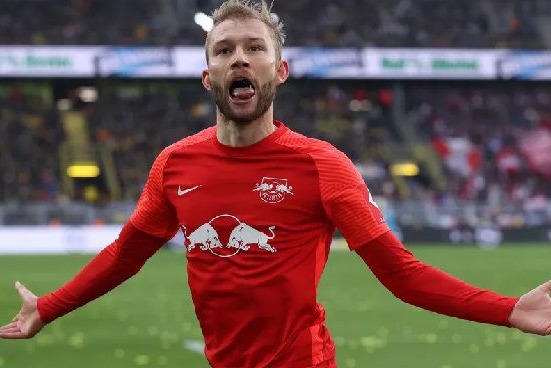  منچستریونایتد و دورتموند  ستاره لایپزیش به این دو تیم علاقه‌ای ندارد