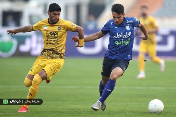 اشجاری نویدکیا تفکرات هجومیاش را دنبال میکند استقلال شانس اول قهرمانی است