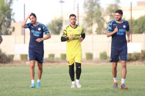 فروزان آماده برای حیثیتیترین کلینشیت فصل