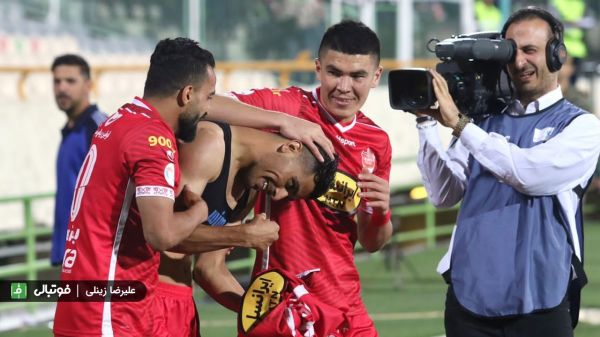  اعداد و ارقام هفته 25؛ نماد پرسپولیس، استقلالی شد