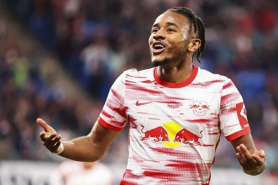 تاکید مجدد سران میلان به تمایل خود به جذب ستاره فرانسوی لایپزیش