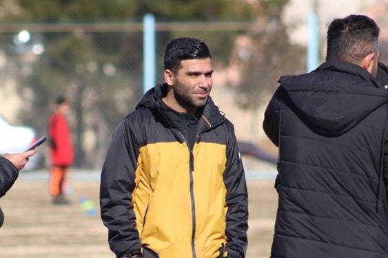  روانخواه از هدایت تیم سایپا استعفا کرد