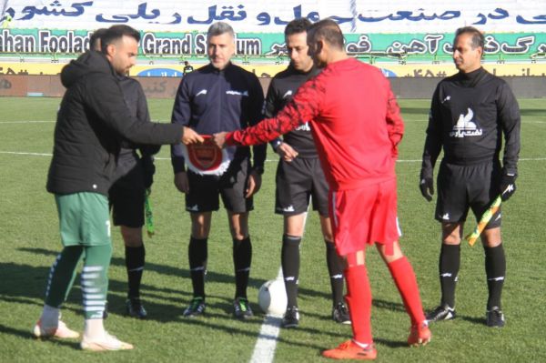 تکمیل ظرفیت بلیتهای پرسپولیس برای بازی مقابل ذوب آهن