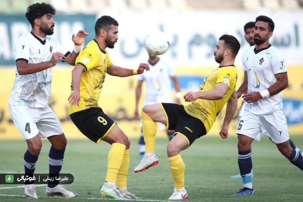  گزارش تصویری اختصاصی  پیکان صفر - سپاهان یک