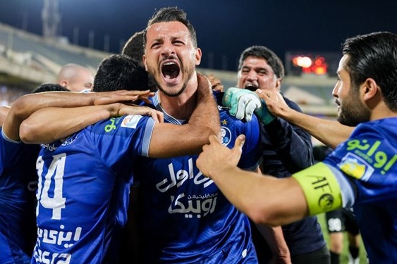 رمضانی گلم را به پدرم تقدیم میکنم