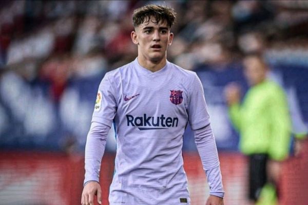 توضیحات مدیر ورزشی بارسلونا درباره آینده ستاره جوان کاتالانها