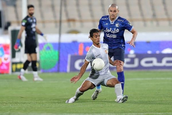 حسرت مهاجم مشهدیها از گل سریع به استقلال عکس