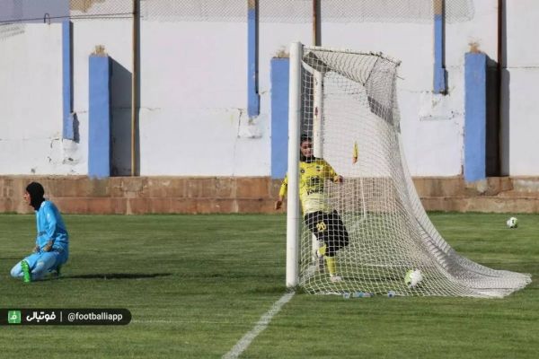  مهاجم سپاهان در دیدار با نماینده شهرکرد 10 گل زد