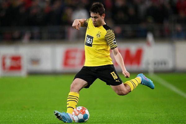 پیشنهاد 10 میلیون یورویی بارسلونا برای همبازی کریستیانو رونالدو