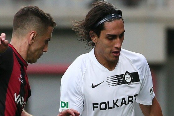 غیبت نادری در ترکیب آلتای مقابل قهرمان ترکیه عکس