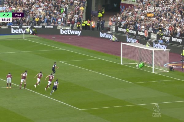  عکس؛ لحظه‌ای که ریاض محرز نتوانست قهرمانی منچسترسیتی را قطعی کند