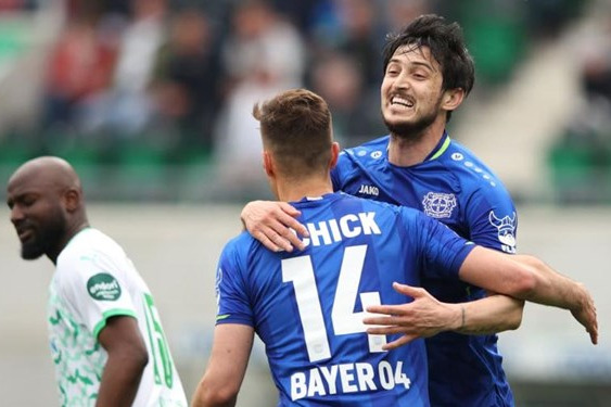 دردسر بزرگ بایرلورکوزن که به نفع آزمون تمام میشود