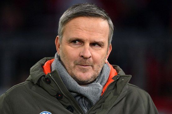 انتقاد اسطوره از لواندوفسکی هنگام نقل و انتقالات به فکر بایرن نبودی