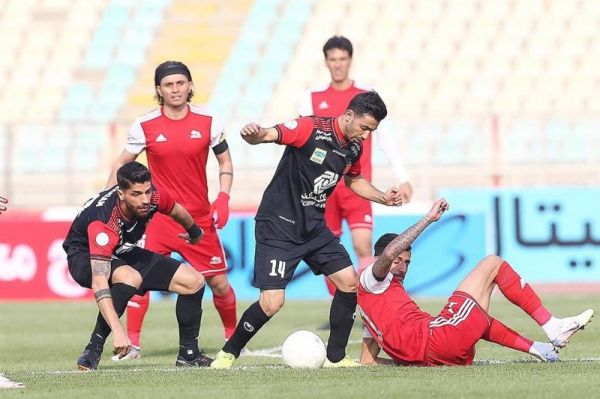 بلیتفروشی تراکتور برای بازی پرسپولیس حضور تماشاگران در ورزشگاه