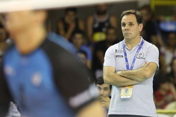 تقویت کادر فنی تیم ملی والیبال آمریکا مربی آرژانتینی روی نیمکت حریف ایران