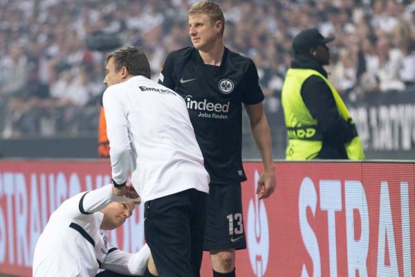  تایید شد؛ رهبر خط دفاعی تیم آلمانی فینال لیگ اروپا را از دست داد