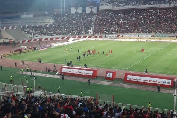 تکلیف بازی تراکتور – پرسپولیس چه میشود