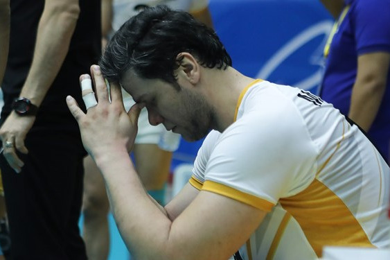 والیبال باشگاههای آسیا مهدوی باخت امروز یک اتفاق بود فشاری روی تیم نبود