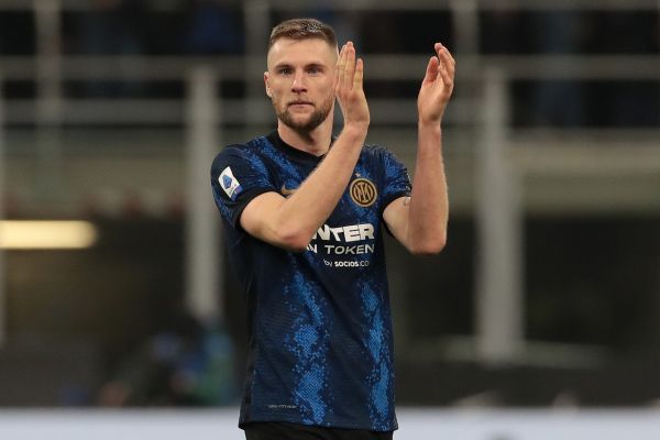 رقابت منچستریونایتد و چلسی برای بهخدمت گرفتن مدافع 27 ساله