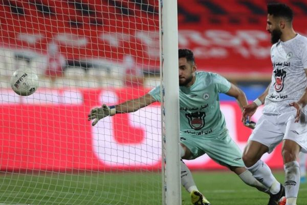 دعوت لحظه آخری مهدویکیا از گلر ذوب آهن