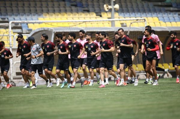 پرسپولیسیها در انتظار دریافت پیامک واریزی