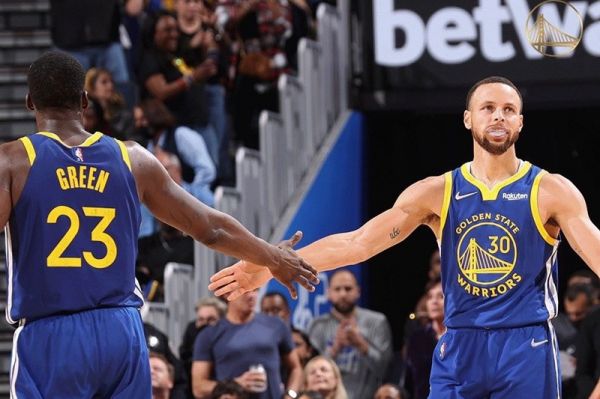 لیگ بسکتبال NBA گلدناستیت یک قدم تا قهرمانی کنفرانس غرب