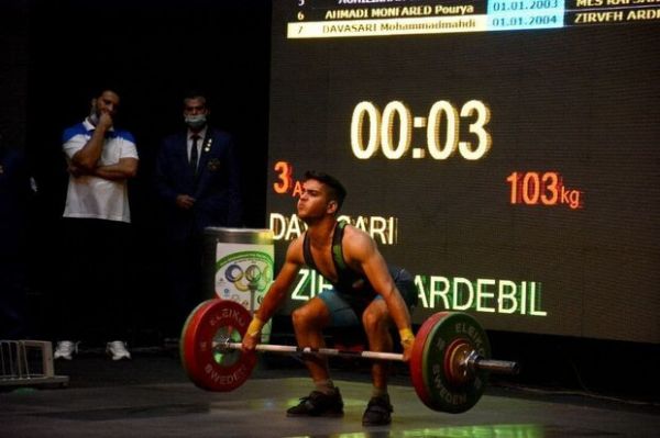 وزنهبرداران نوجوان در کمپ تیمهای ملی اردو میزنند