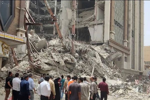 لغو مسابقات ورزشی آبادان در پی حادثه دلخراش ساختمان متروپل