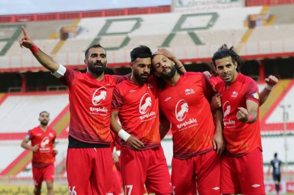 تراکتور ۲ - فجرسپاسی یک سقوط قابل پیش بینی کاکوها کامبک تراکتور، لیگ یکی شدن فجر