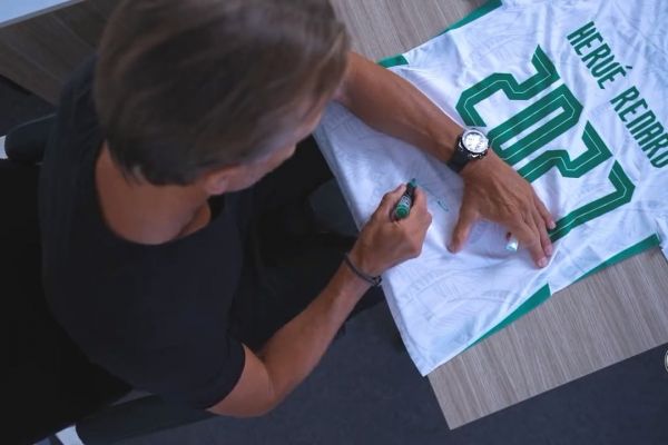 تمدید قرارداد رنار با عربستان تا سال 2027 عکس