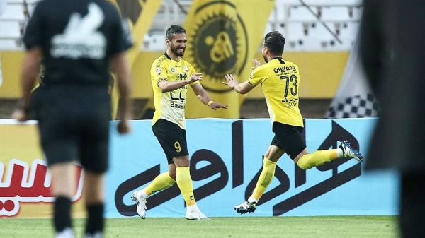  حمله پرسپولیس به اردوی سپاهان