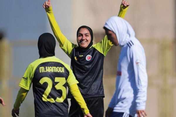 پیشبازی هفته بیست و یکم لیگ بانوان بوی جام میآید