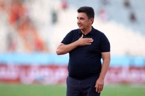  تبریک ویژه امیر قلعه‌نویی به استقلال