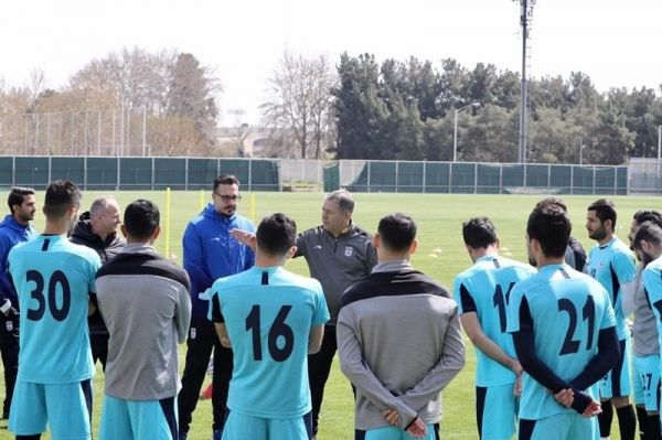 ملیپوشان فوتبال فردا راهی قطر میشوند