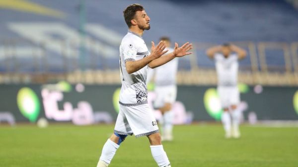 هدف ویژه آقای پاس گل لیگ در تیم ملی عکس