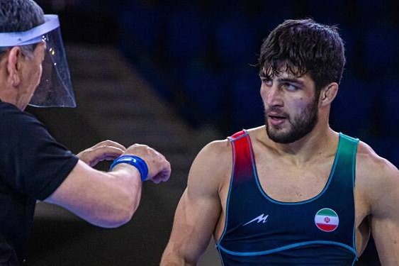  کشتی بین‌المللی قزاقستان  پشتام پرونده کشتی فرنگی را با مدال نقره بست