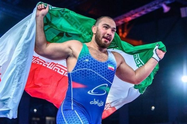 کشتی آزاد جام تورلیخانوف کامبک طلایی زارع حریف قزاق شکست پتریاشویلی در لیگ ایران تداعی شد