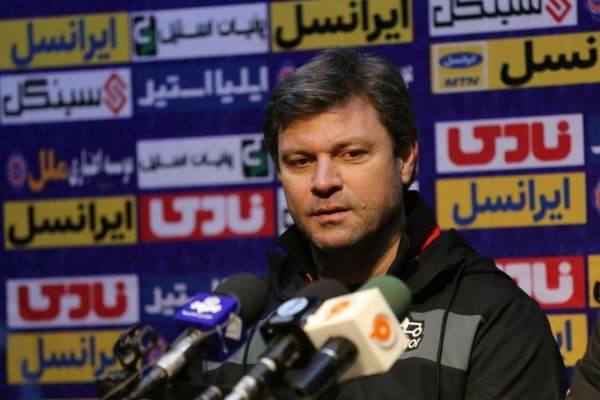  خطیر  ساغلام فصل آینده هم سرمربی تراکتور است