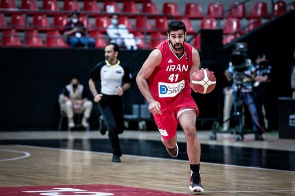  ارسلان کاظمی به اردوی تیم ملی بسکتبال اضافه شد