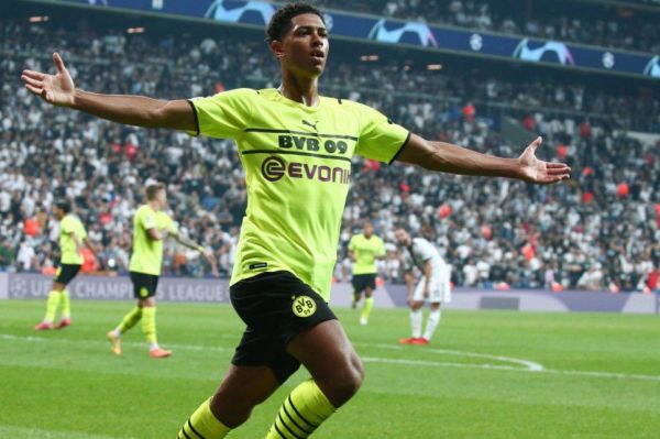  ستاره انگلیسی با رد شایعات ترک دورتموند  به سلطه بایرن پایان می‌دهیم